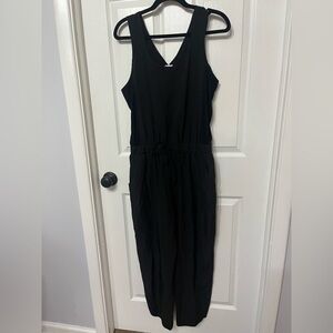 Peyton‎ Jensen black jumpsuit size medium